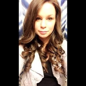 Meet your Posher, Alisha